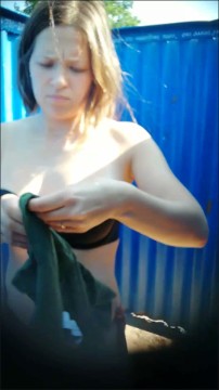 [Image: Voyeur34945142650.jpg]