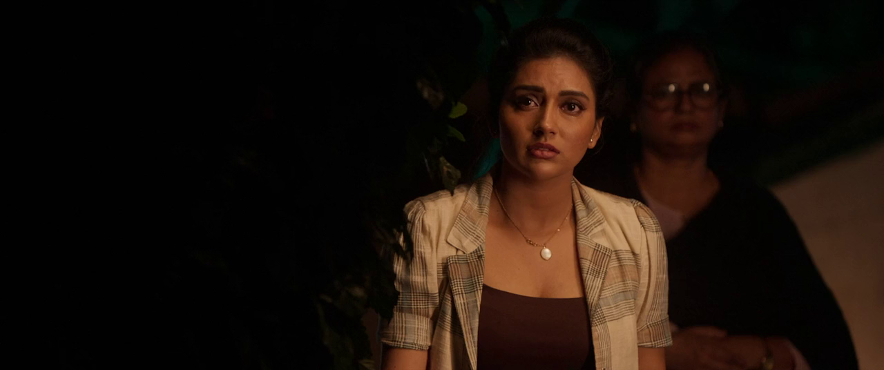Naadu-2023-Hindi-Multi-WEBRip-720p-x264-AVC-AAC-2ch-ESub-mkv-0006