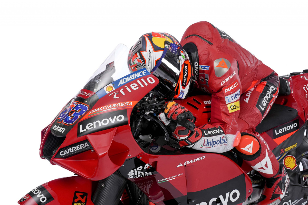 Ducati представили Desmosedici GP22