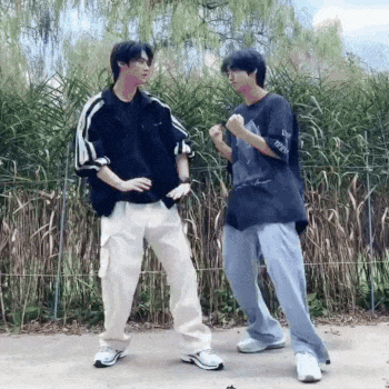 ezgif-4-b21043130c.gif