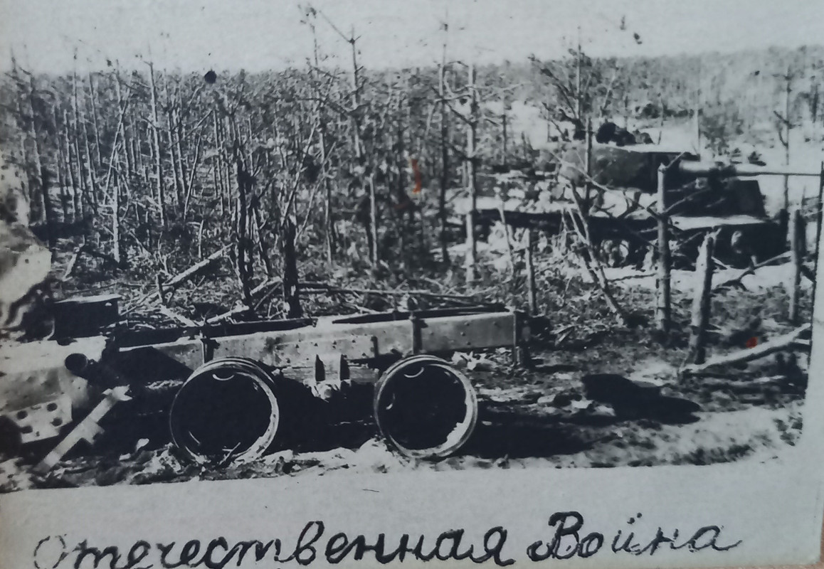 Подбитые немец. танки под Варшавой