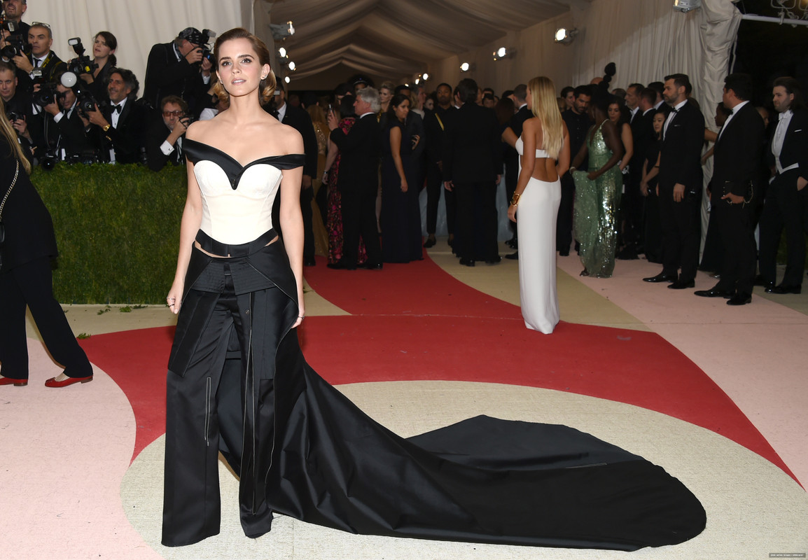 emmawatson-updates.com (278)