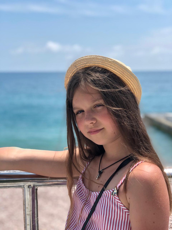 C42E2126-30BA-42D2-9119-D23FD30F69B0