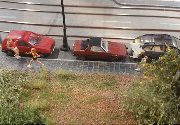 B0E33D88-80BD-43F2-B8B4-0A0A45102C18