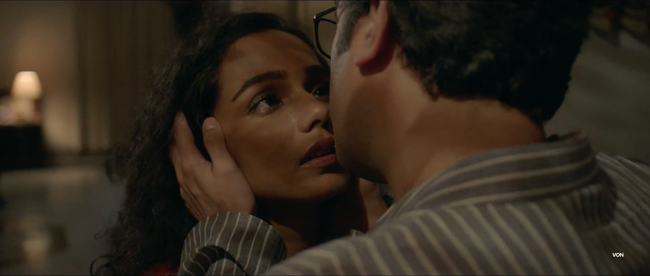 Ghawre Bairey Aaj.2019.1080p.mkv_snapshot_07.21_[2021.08.01_11.14.44]