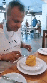 https://i.postimg.cc/X79vcZkC/ezgif-2-3cc03f72ab41.gif