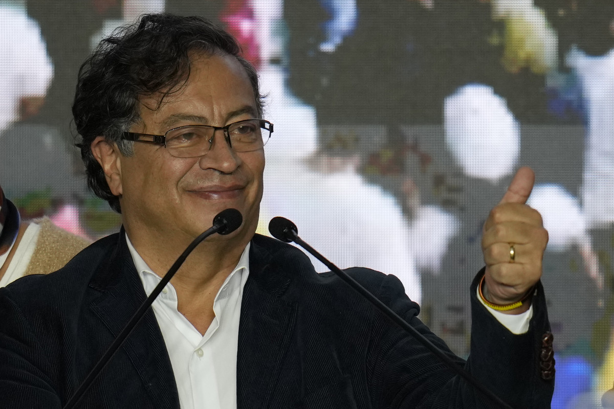 Gustavo Petro recibe una Colombia en déficit fiscal “crítico”