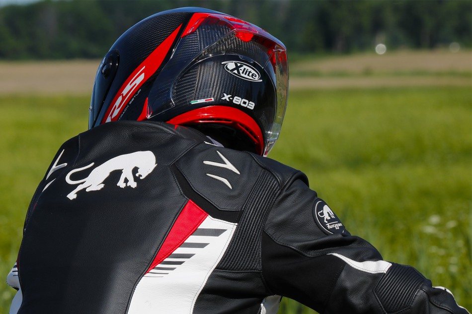 2021-X_lite_X-803RSUC_07-950x633