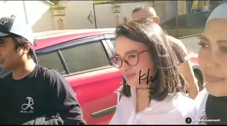 Ririn Ekawati setelah dicek rambut dan darah