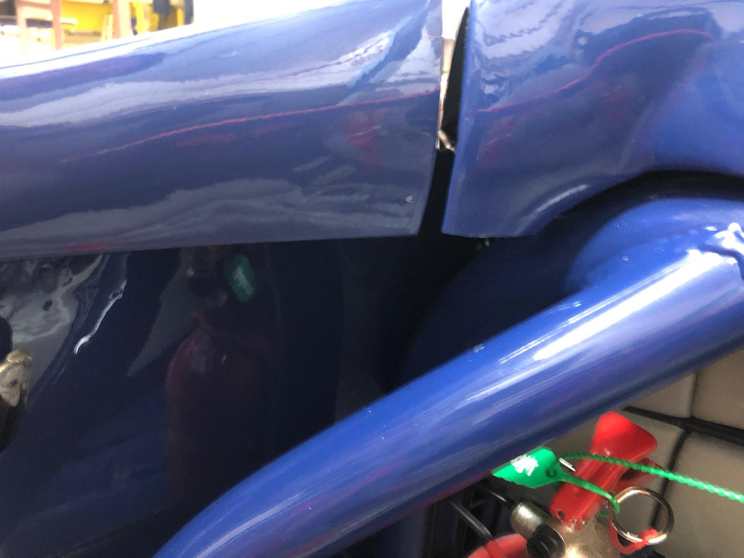 74281654-5DF0-41BF-BD9B-2CA2A2C80AAA