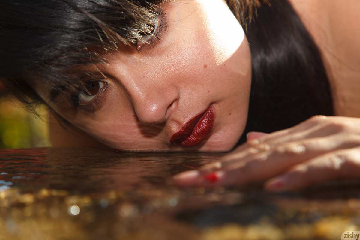 full_017_1039561111316136