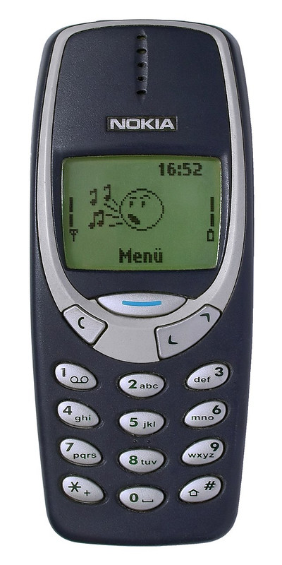 Nokia-3310-Blue-R7309170-retouch.jpg