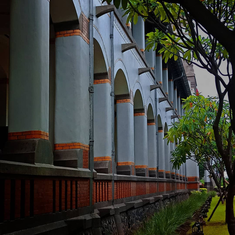 Sisi kanan Gedung Lawang Sewu