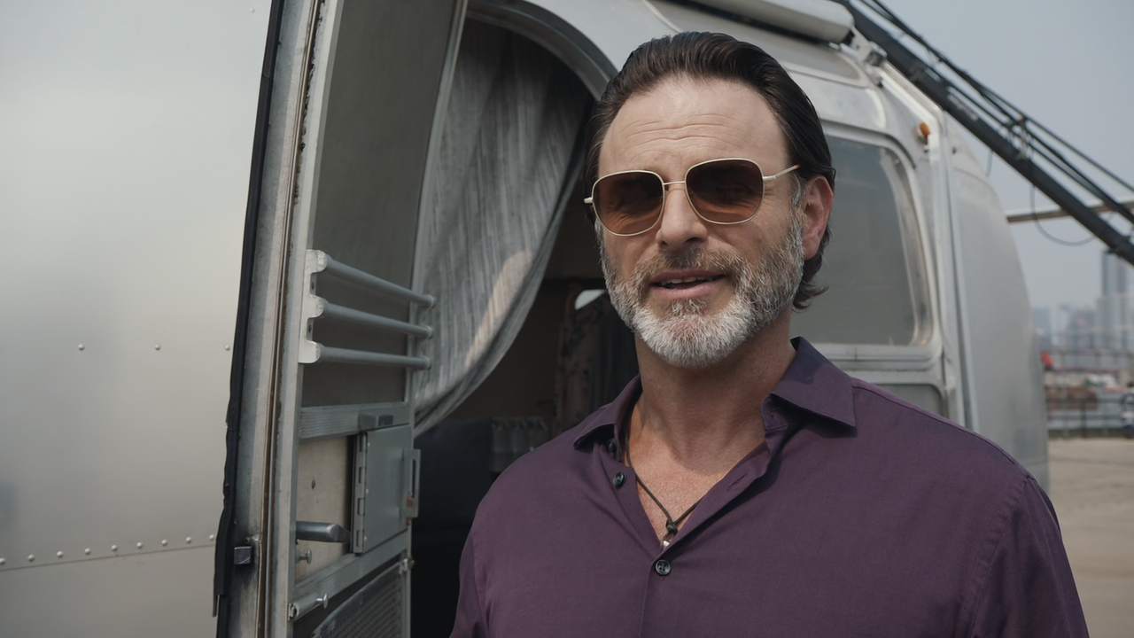 FBI.S04E01.All.That.Glitters.(1).1080p.10bit.AMZN.WEB-DL.DDP5.1.HEVC-Vyndros.mkv_snapshot_18.08_[202