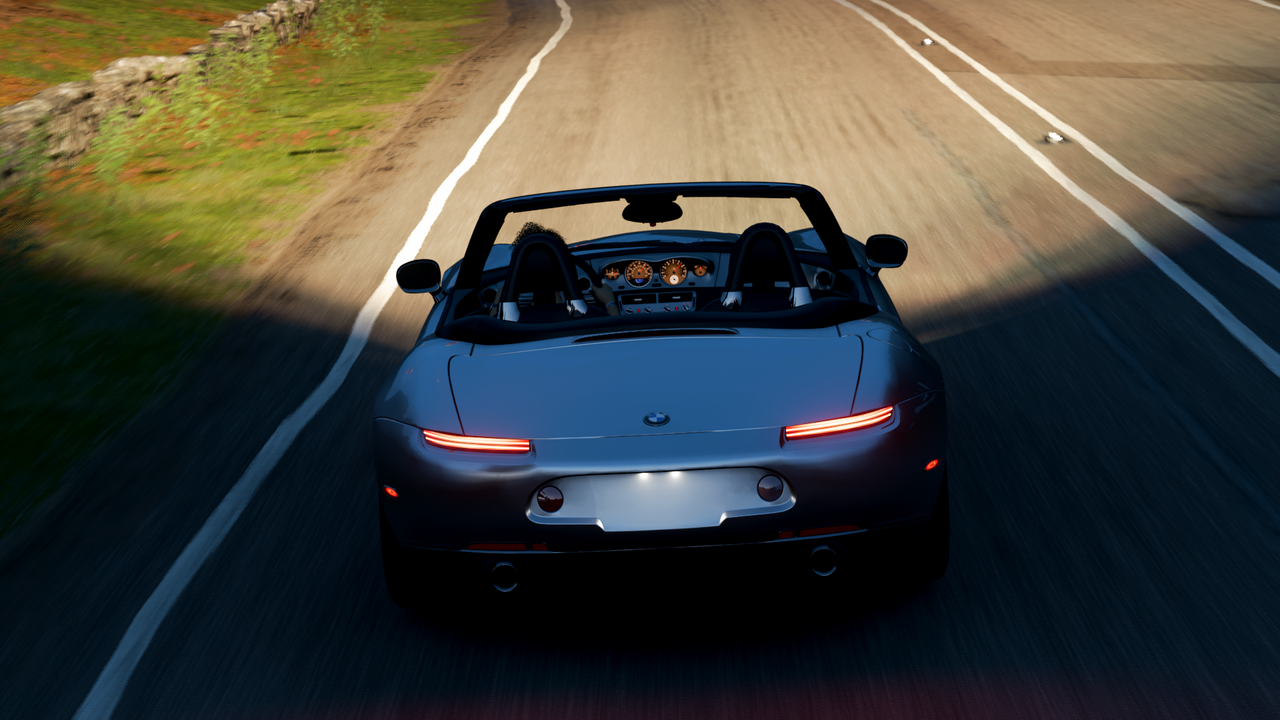 FH4-BMW-Z8-3.png