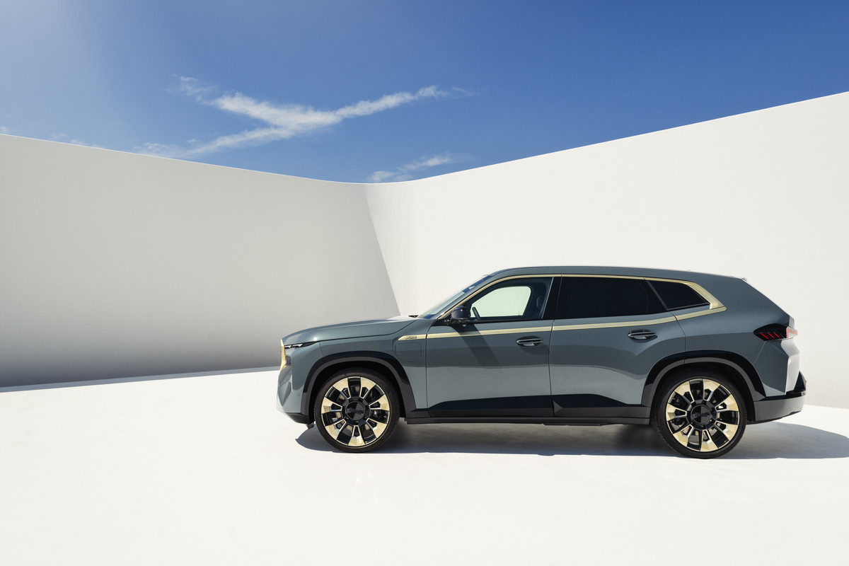 P90478564_highRes_the-first-ever-bmw-x