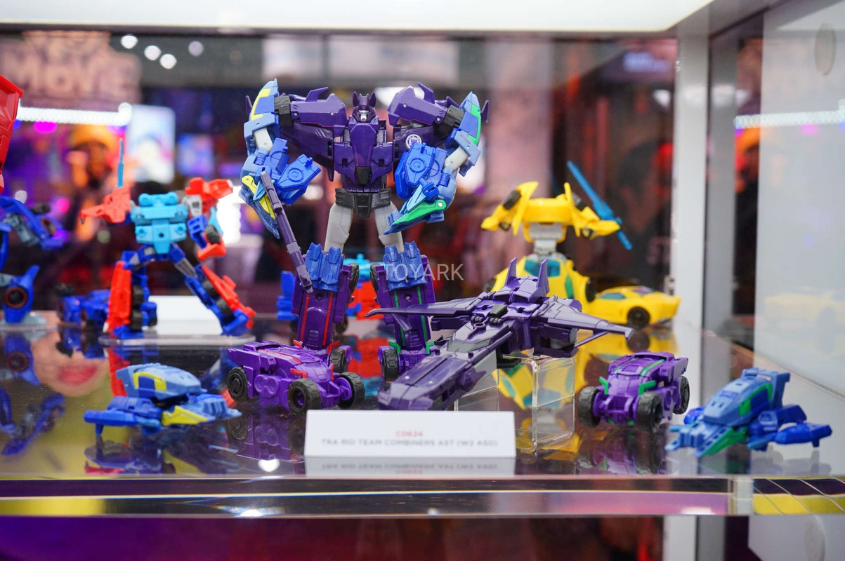 SDCC-2017-Hasbro-Transformers-075
