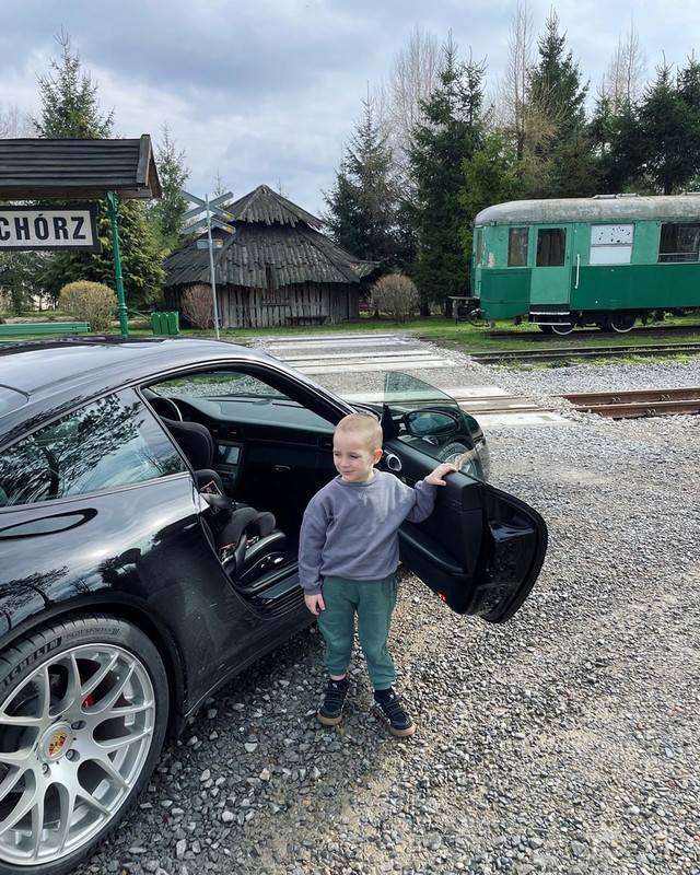 7F056F74-A805-455E-B96C-85FCE133E04A