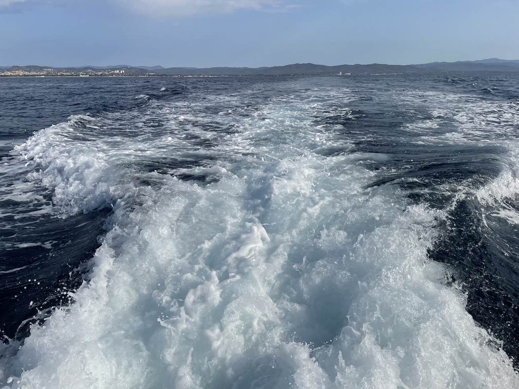 758A67E6-F8E0-4821-BE4F-3A9C0BD1E92D