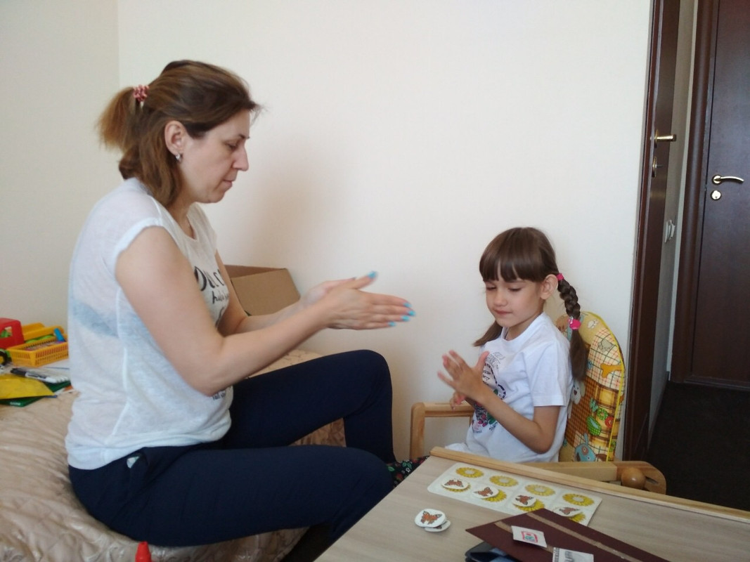 DAE8B656-AF21-4380-AA44-B90EED059B11