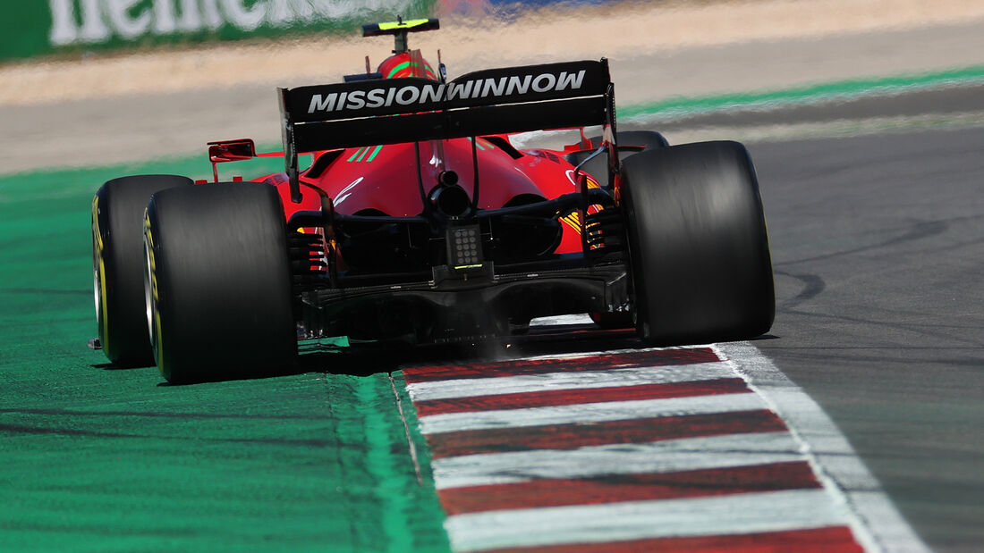 Carlos-Sainz-Ferrari-GP-Portugal-Portimao-1-Mai-2021-169Gallery-657d7b93-1791032