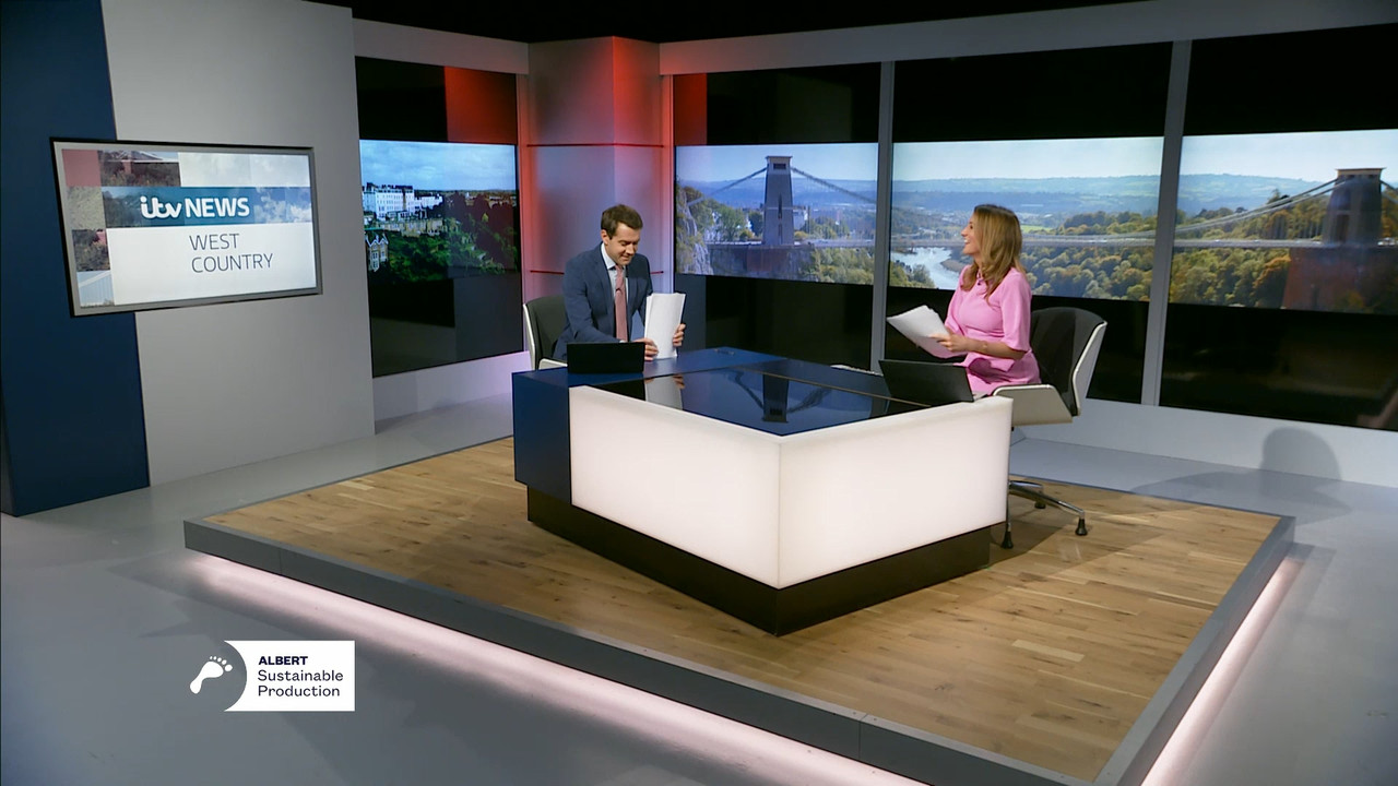 09.15 - 18.00.00 - ITV News London. The latest news in London and the....ts_snapshot_33.02.089