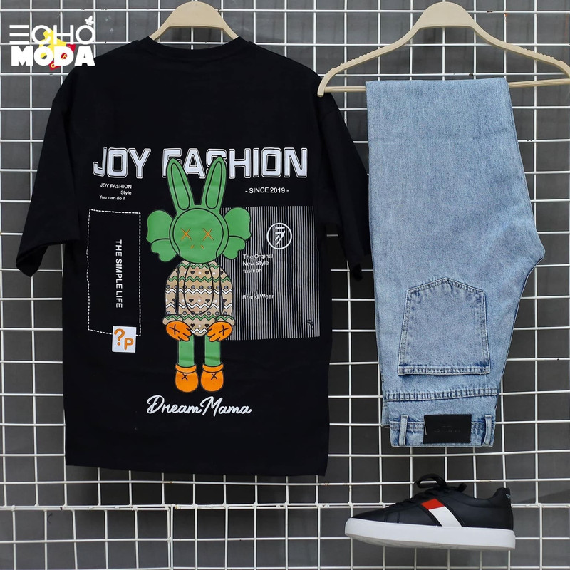 أطقم ملابس رجالي صيفية كاجوال: تنسيقات تيشرت وبنطلون بلمسة شبابية منعشة أطقم ملابس رجالي صيفية كاجوال: تنسيقات تيشرت وبنطلون بلمسة شبابية منعشة