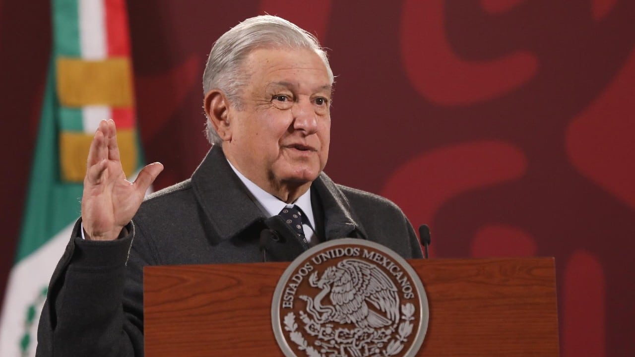 AMLO lamenta no poder informar sobre el avance de las obras por veda electoral