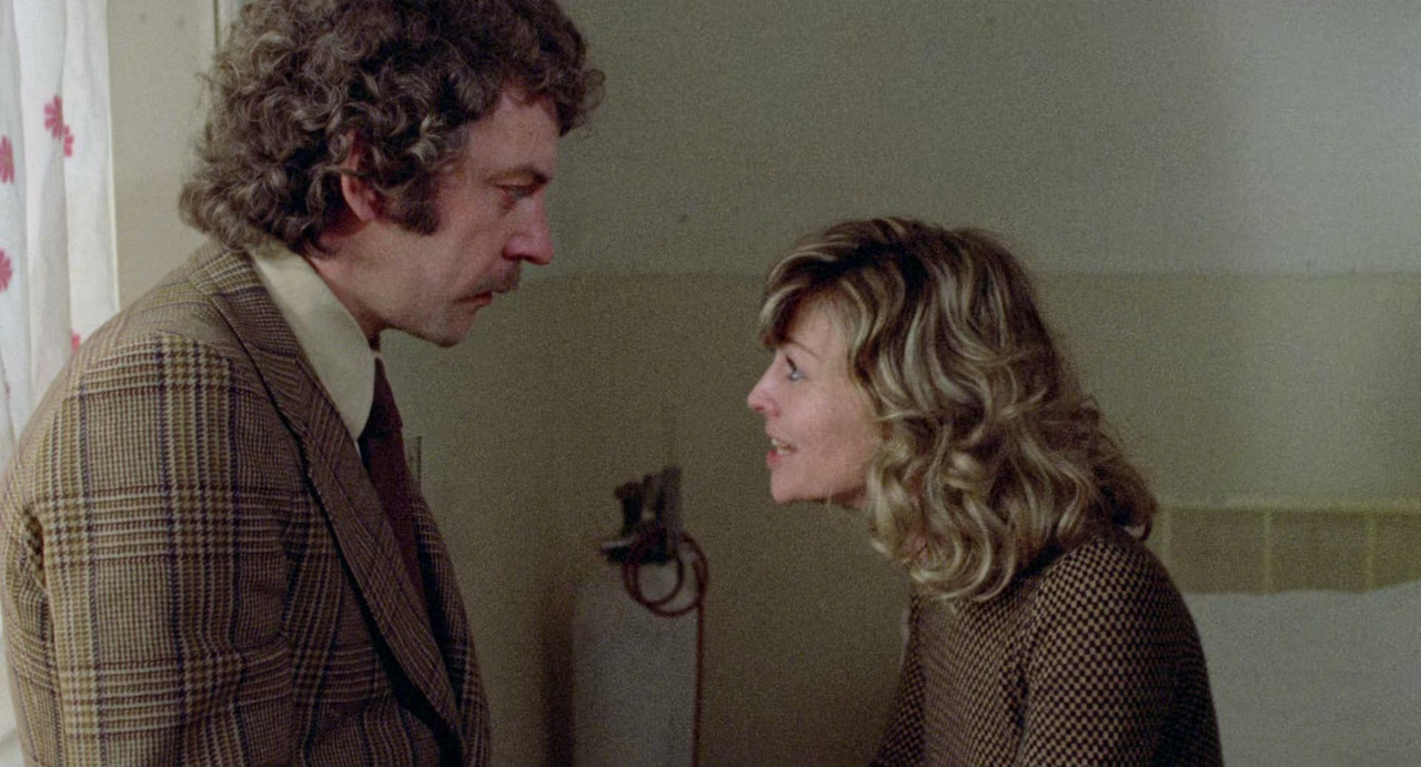 Don't Look Now (1973) Criterion (1080p BluRay x265 r00t)-7