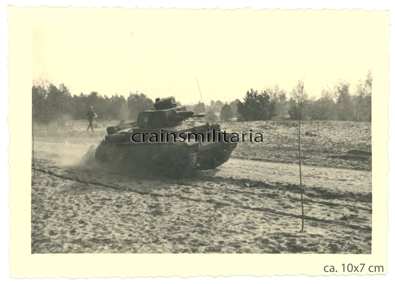 Orig Foto 129 ID mit Tschechien Beute Panzer 35 (t) Tank THORN Polen 1941 Torun