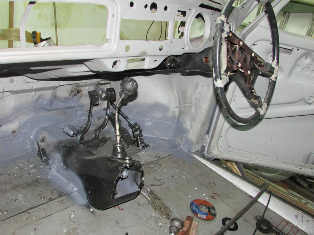 Steering & Gear lever instaltion (13)
