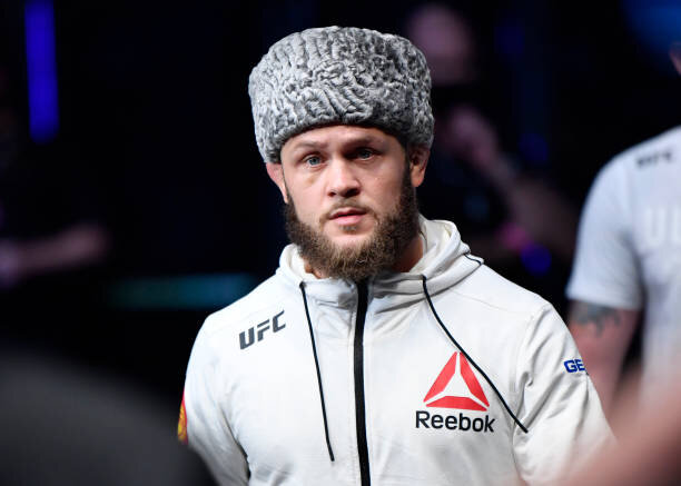 Мюфтийството в Киргизстан тормози ММА боец на UFC