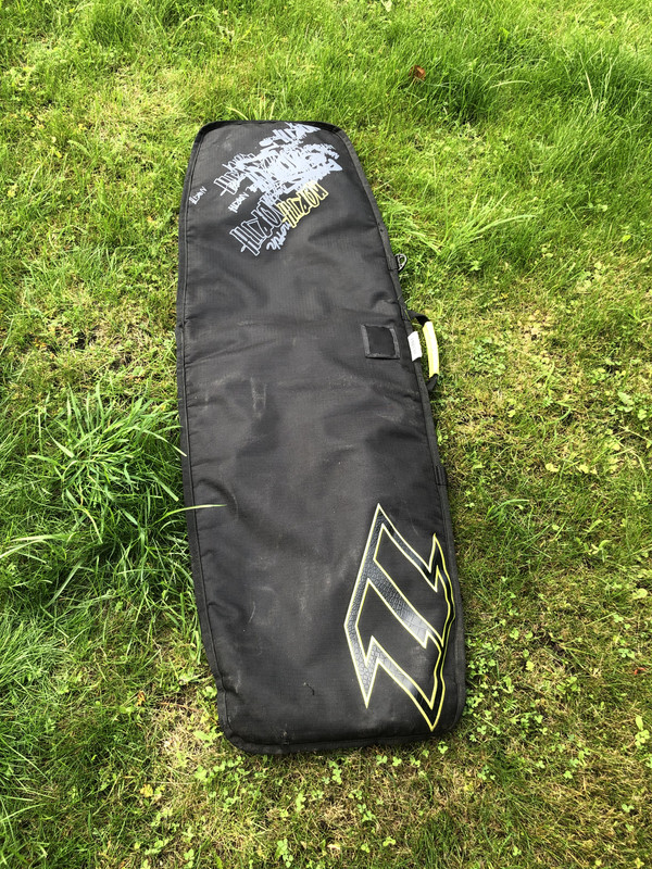 D8CF98DC-8A35-468B-BB01-993218A2EE29