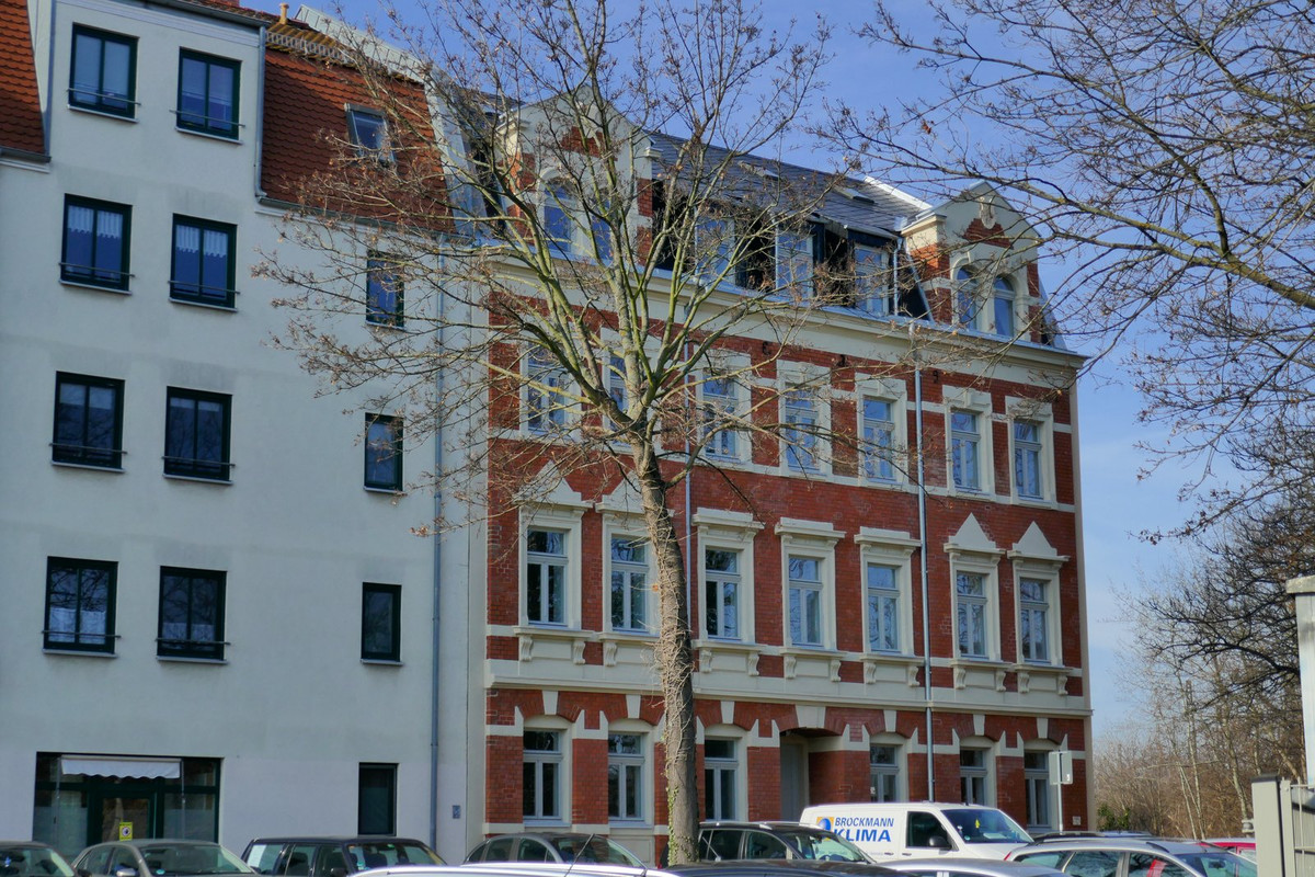 Bild: https://i.postimg.cc/X7QwFyVQ/P1260456.jpg