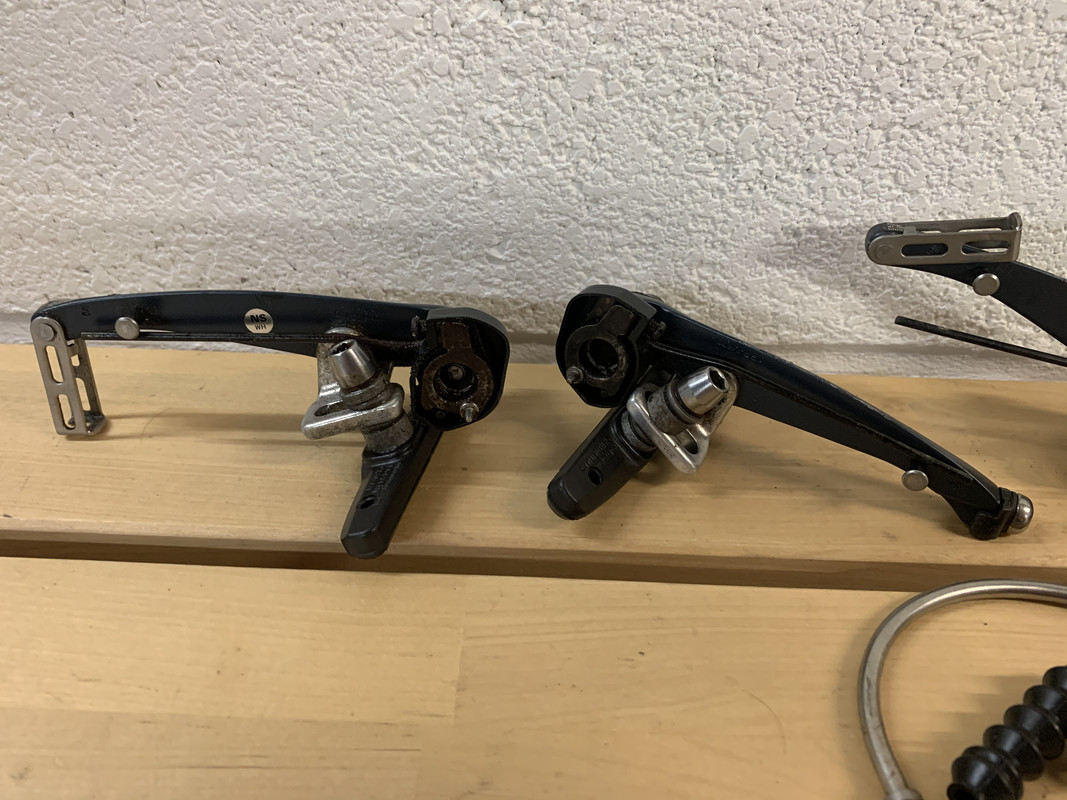 A54AF078-A932-4E82-B1C9-E49DFF92680E