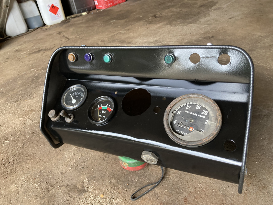 C806EBB4-D415-4C12-AFE6-5CCD9016ED67