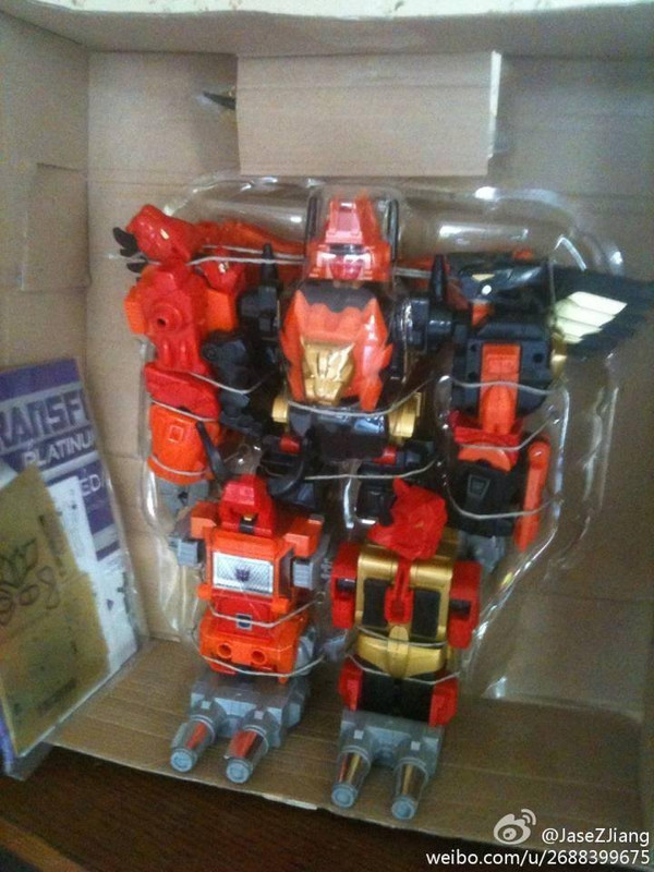 9383_554474777951800_596104692_n