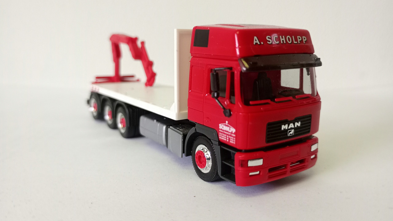 Mach (3810)