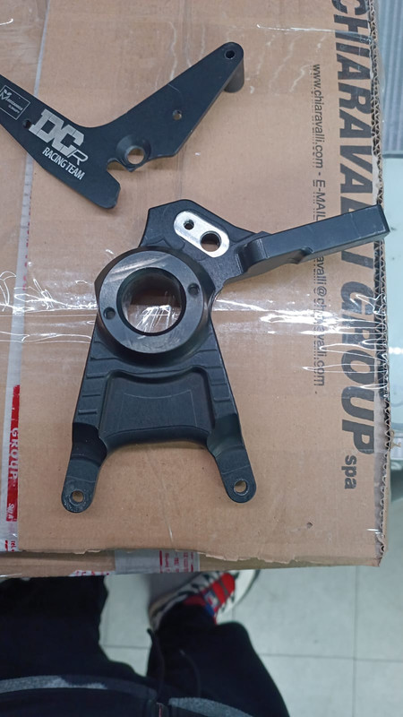 22901DE1-C2B0-4B0C-A319-BE76ABB6036A