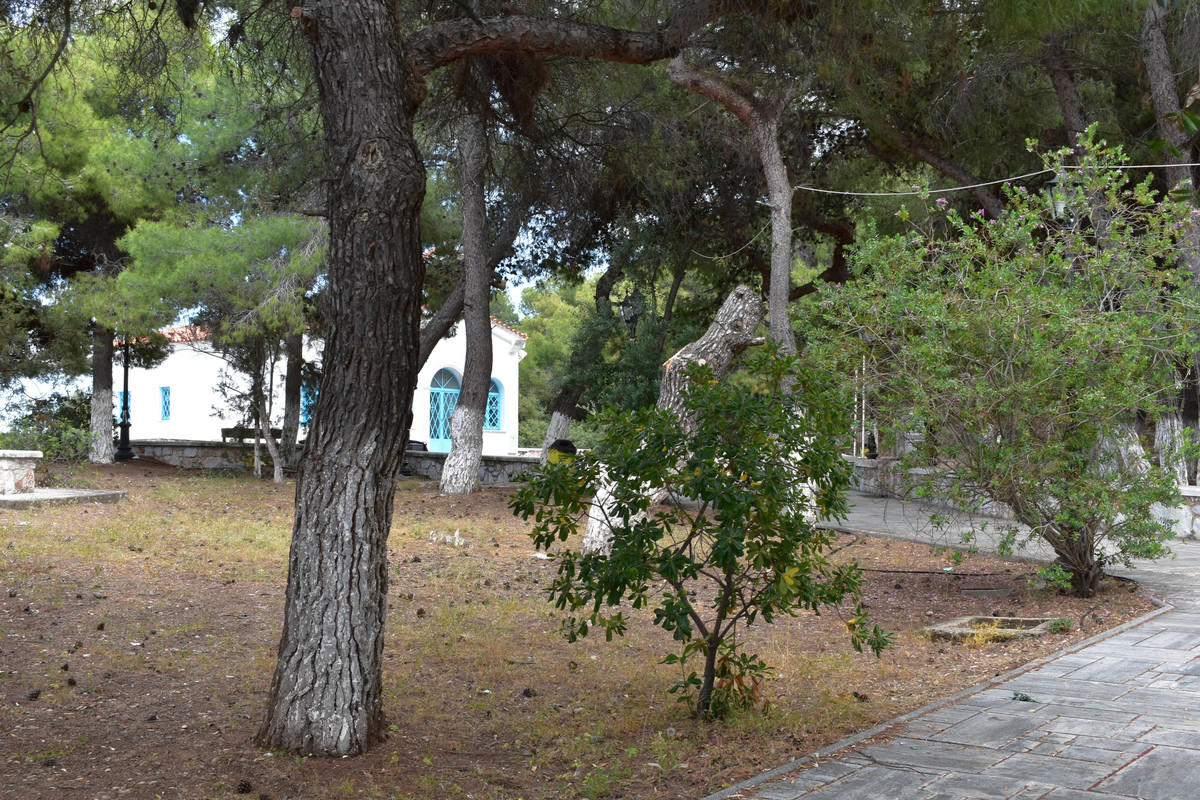 Άγιοι Απόστολοι