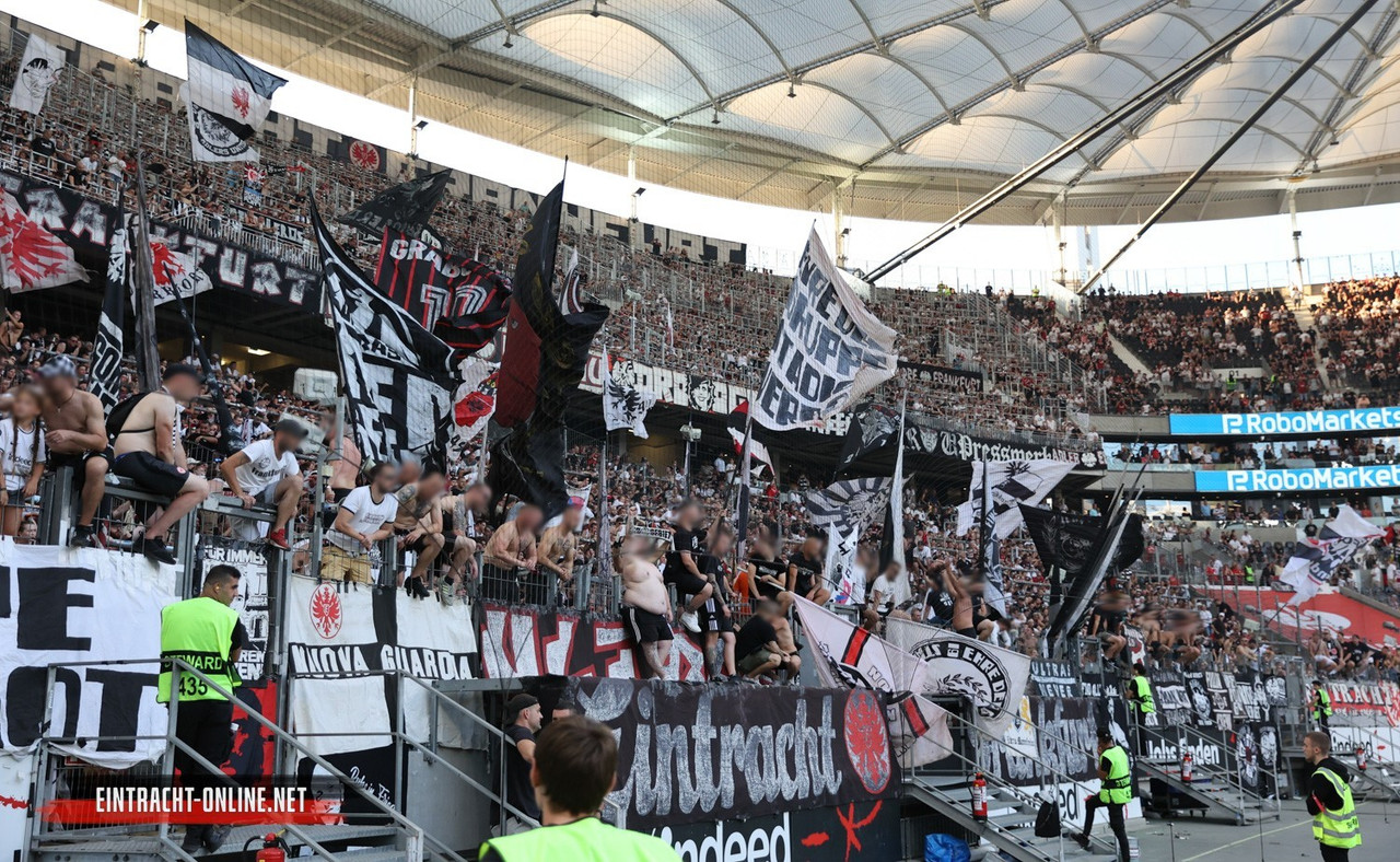 23-24-eintracht-frankfurt-sv-darmstadt-98-028.jpg-nggid046198-ngg0dyn-1500x924x90-00f0w010c010r110f1