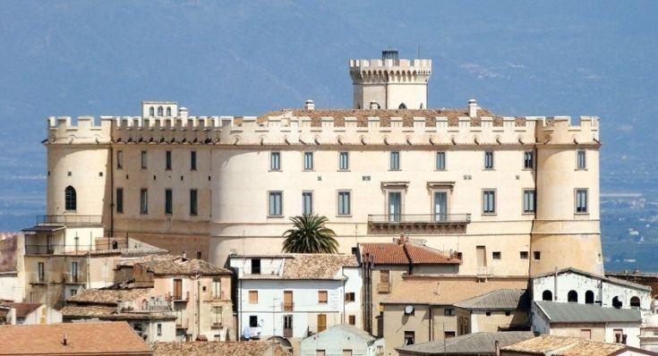 Castello-di-Corigliano-735x398