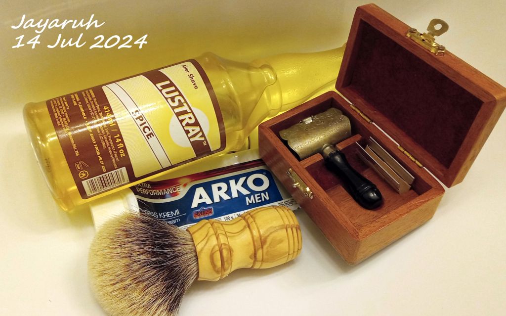 [Image: sos240714.jpg]