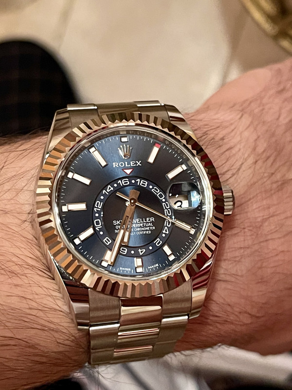 5B73E2E3-1A12-46A9-BE37-4E552964FE2E