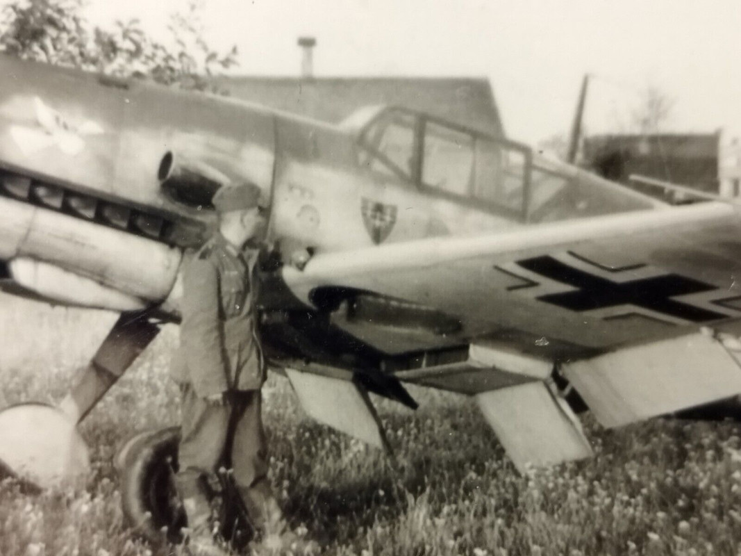 Foto Abzug v Negativ Me 109 Bf 109 Feldflugplatz Wolchow 7 Abschussbalken (2)