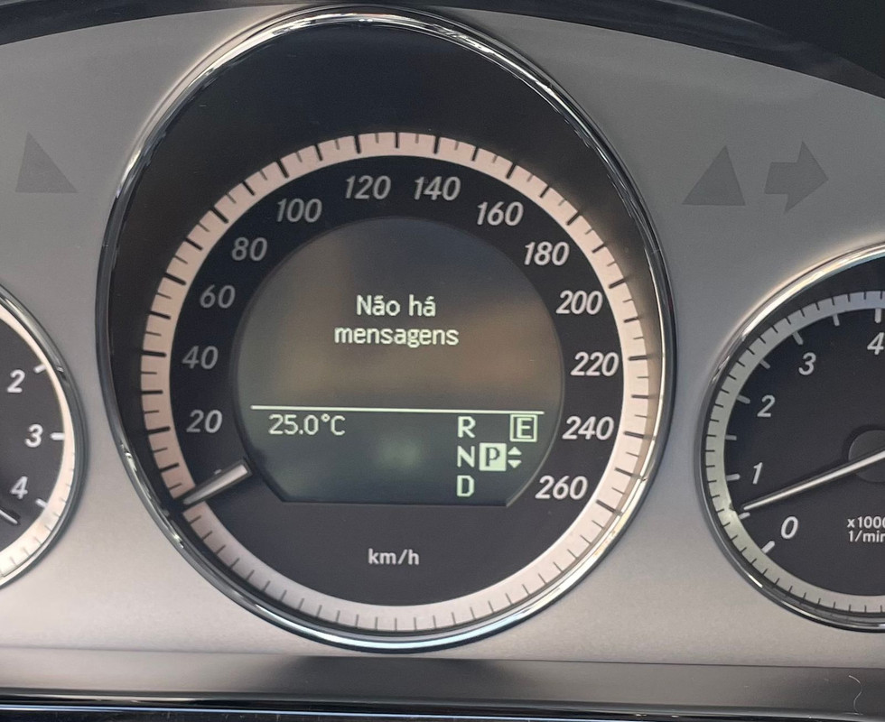 W212 - E350 2011/2011 Blindado R$ 85.000,00 Sem-erros