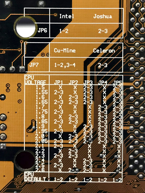 Slotket ASUS S370-DL (Back)