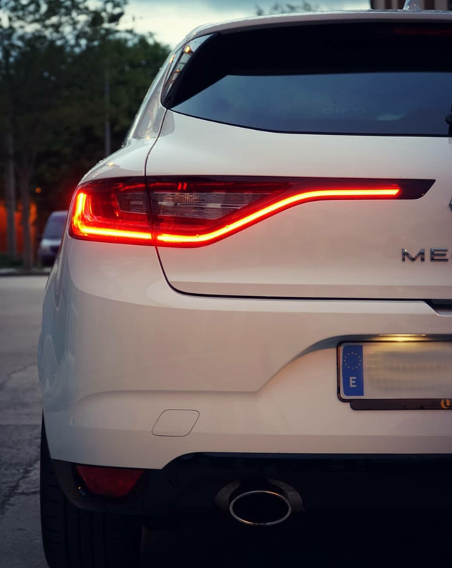 Megane 4 detrás