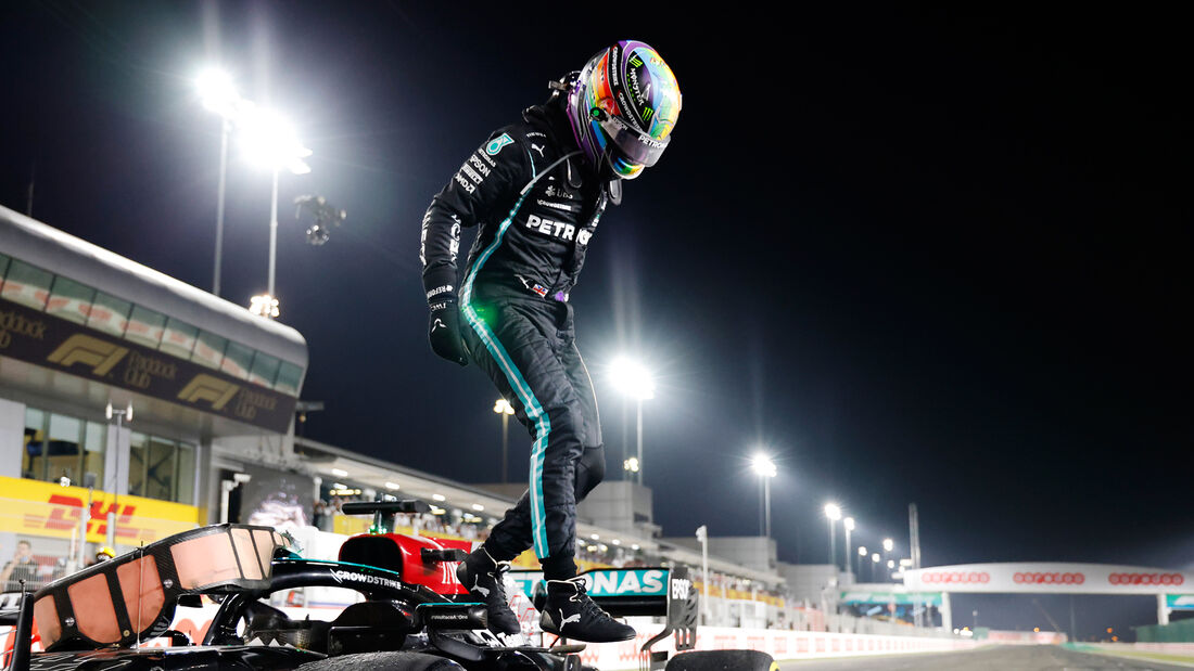 Lewis-Hamilton-Mercedes-GP-Katar-2021-Rennen-169Gallery-9f2bdf36-1852471
