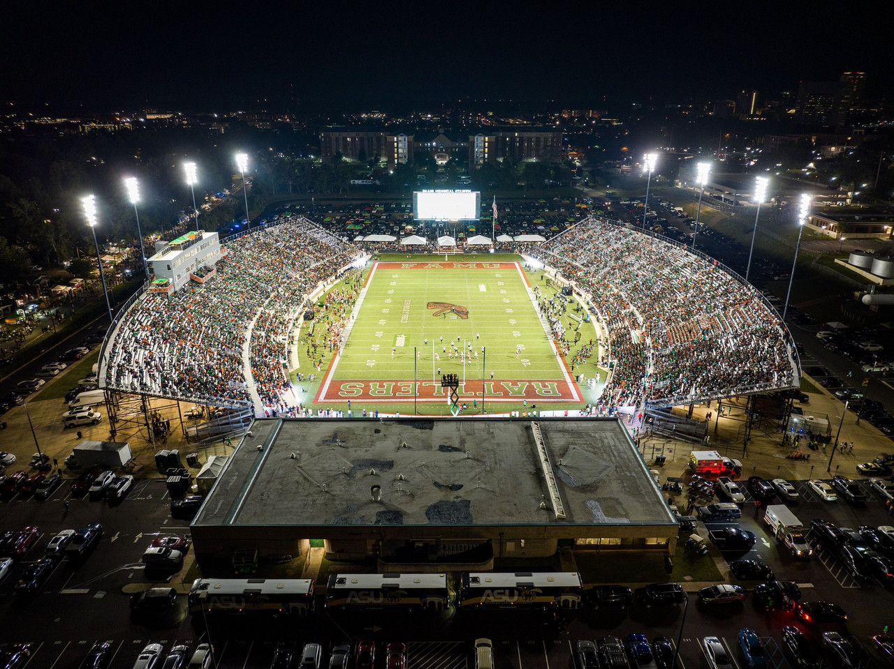 Bragg Memorial Stadium at night